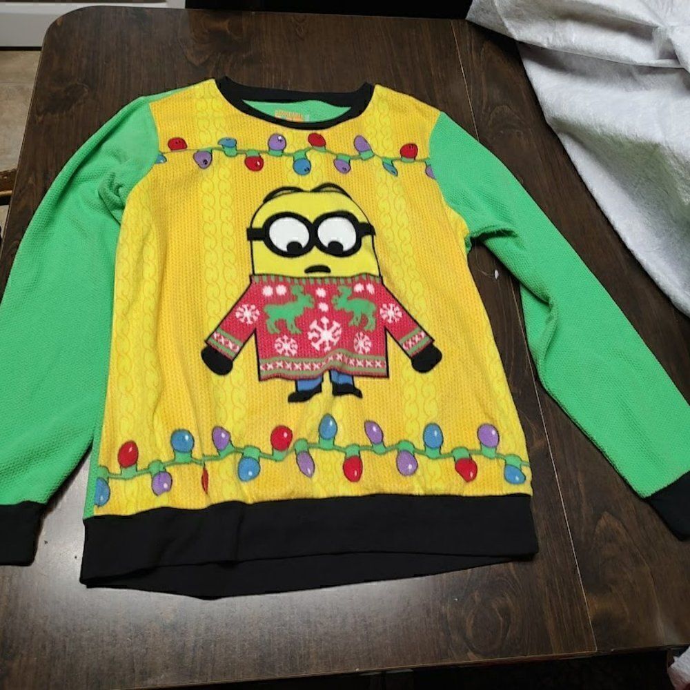 New Despicable Me Minion Ugly Sweater Pajama Set Size Women's M 8/10